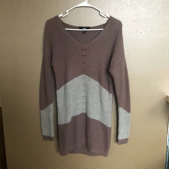 Mossimo Tunic Sweater - Picture 3 of 8